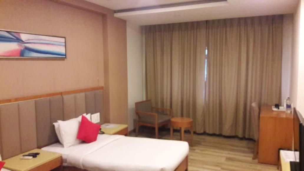 Hotel Supreme Visakhapatnam Extérieur photo