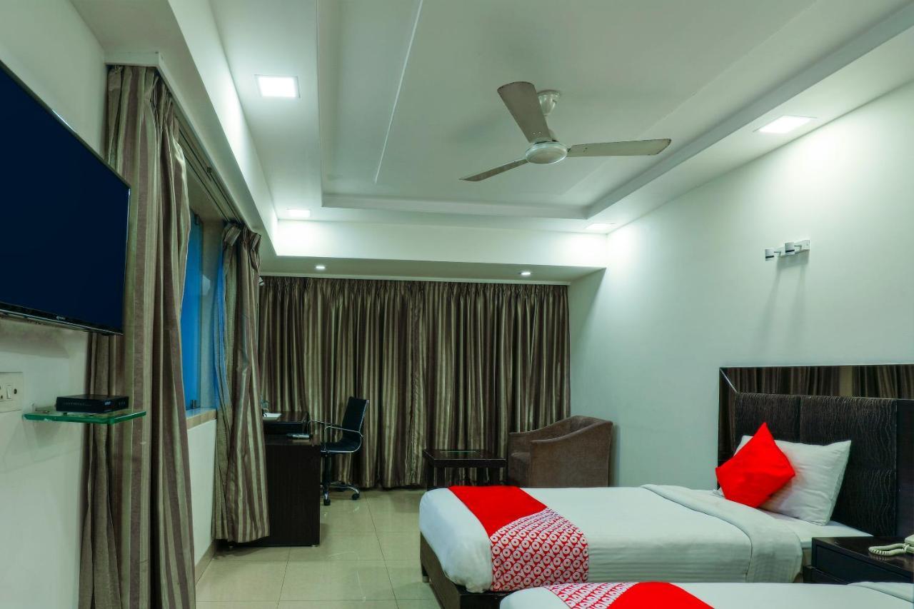 Hotel Supreme Visakhapatnam Extérieur photo