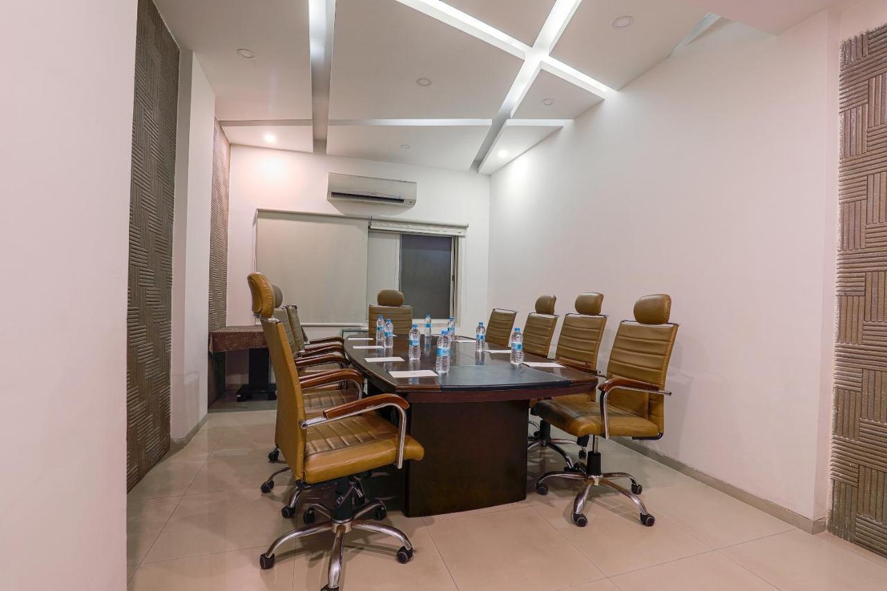 Hotel Supreme Visakhapatnam Extérieur photo